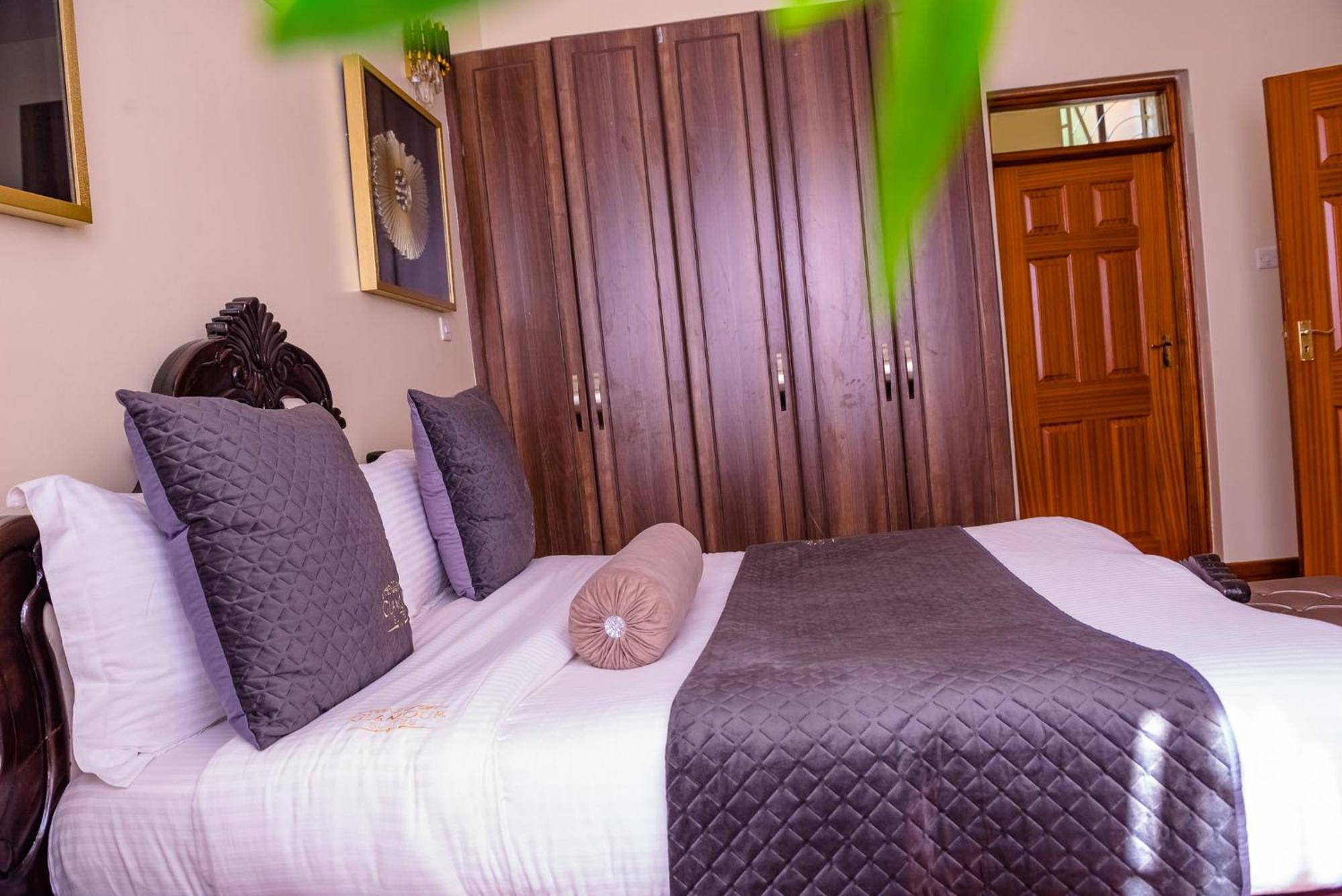 Glamour Suites Nanyuki Buitenkant foto